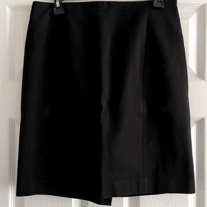 Banana Republic Black Stretch Pencil Skirt (size 8)